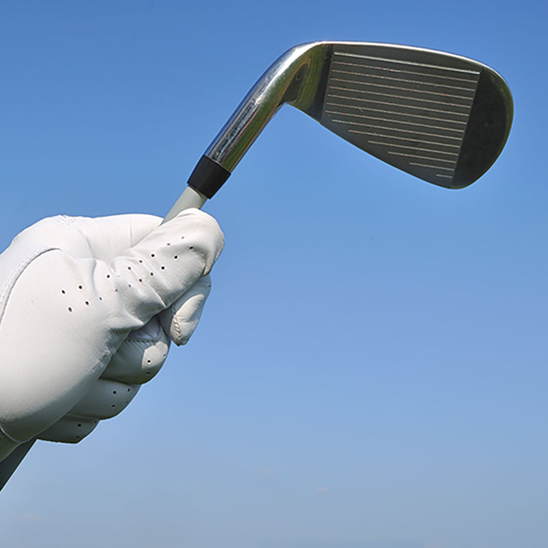 Golfhandschuh im Himmel